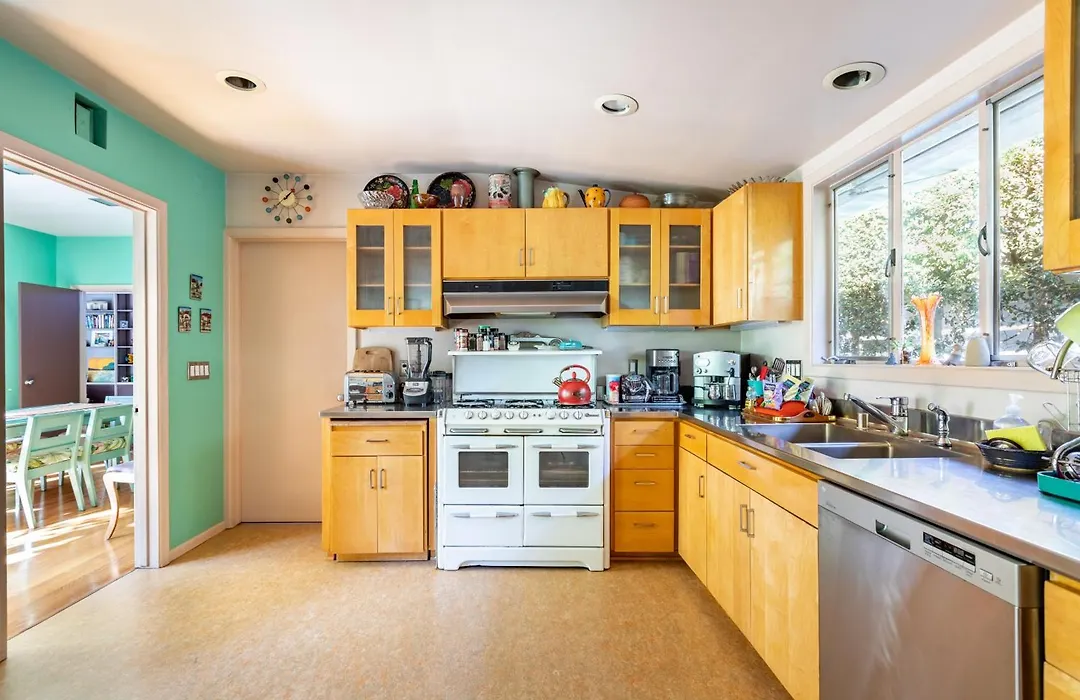 Bixby Beauty 50S Mod Long Beach-1